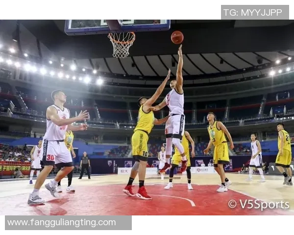 体育实时数据武汉网球队中路突破战术解析与实战应用探讨